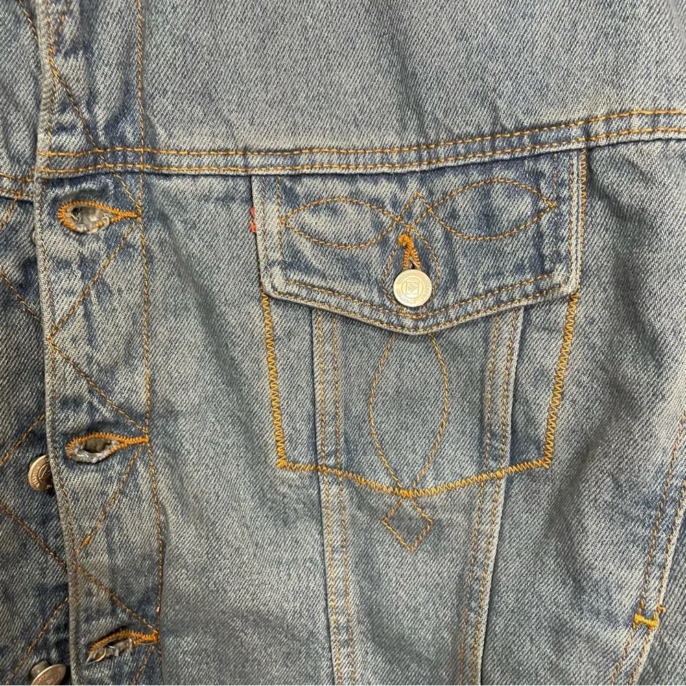 Authentic National Outfitters Vintage Sherpa Denim Jacket